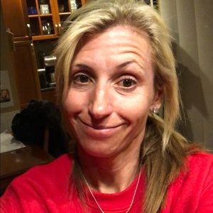 Meet your Posher, Colleen